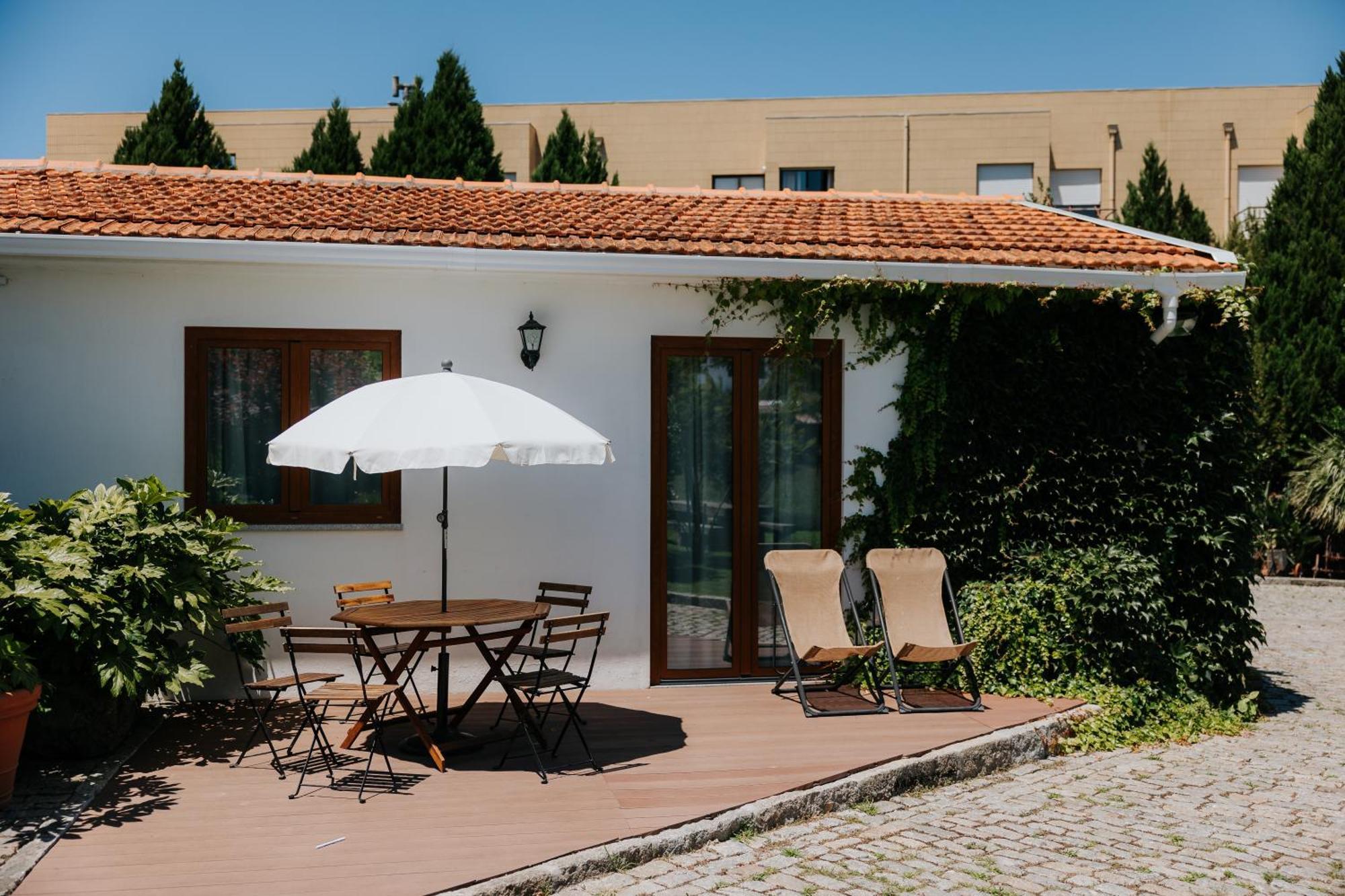 Casa Dos Meus Avos -Villas - Gaia & Porto فيلا نوفا دي غايا المظهر الخارجي الصورة